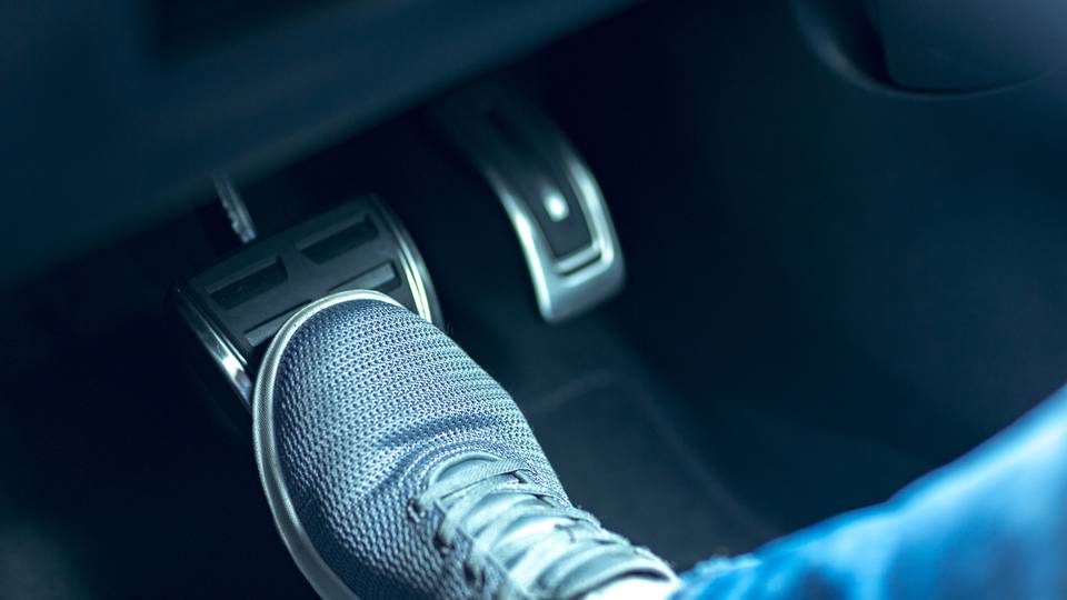 why-does-a-car-shake-when-braking-topmarq
